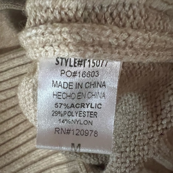 Entro Turtleneck Cable Detail Sweater, Camel Color, size Medium, Cuff Sleeve - Picture 8 of 8